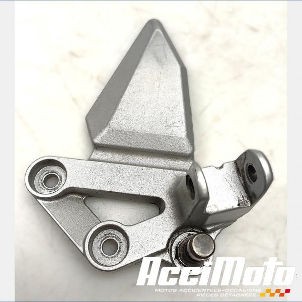 Pièce Moto Platine repose-pied avant (gauche) SUZUKI SV 650S