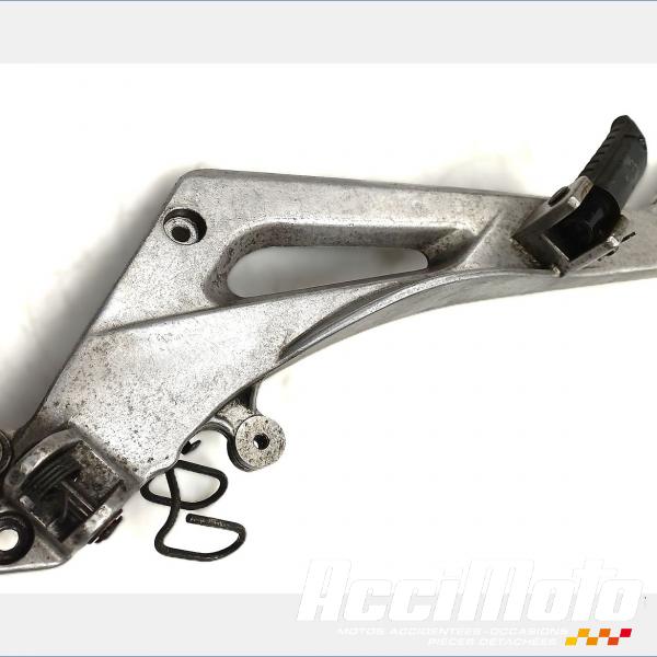 Pièce Moto Platine repose-pieds (gauche) HONDA DEAUVILLE NT650V