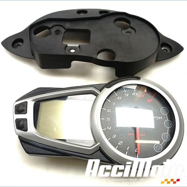 Pièce Moto Compteur (tableau de bord) TRIUMPH SPEED TRIPLE 1050 