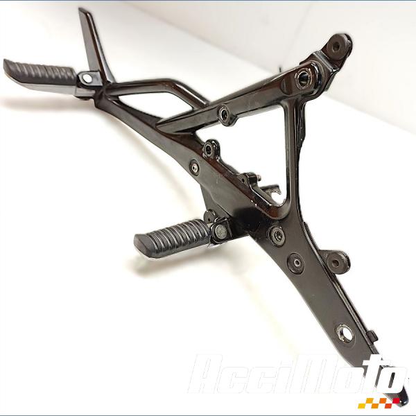 Pièce Moto Platine repose-pieds (droit) KAWASAKI ER6 N