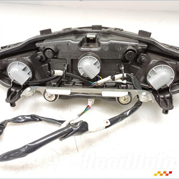 Pièce Moto Feu arrière YAMAHA FJR 1300