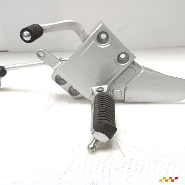 Pièce Moto Platine repose-pied avant (gauche) YAMAHA FJR 1300