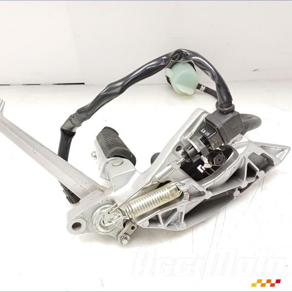 Pièce Moto Platine repose-pied avant (droit) YAMAHA FJR 1300