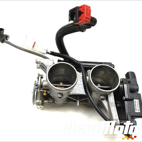 Pièce Moto Rampe d'injection (moteur) KAWASAKI Z 300