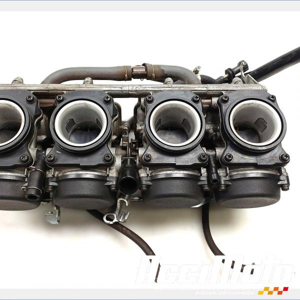 Pièce Moto Rampe de carburateurs HONDA CBF600S