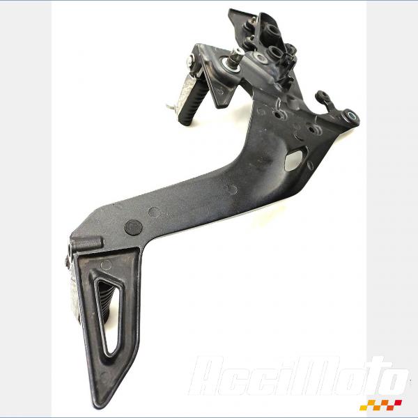 Pièce Moto Platine repose-pieds (droit) KAWASAKI ER6 F