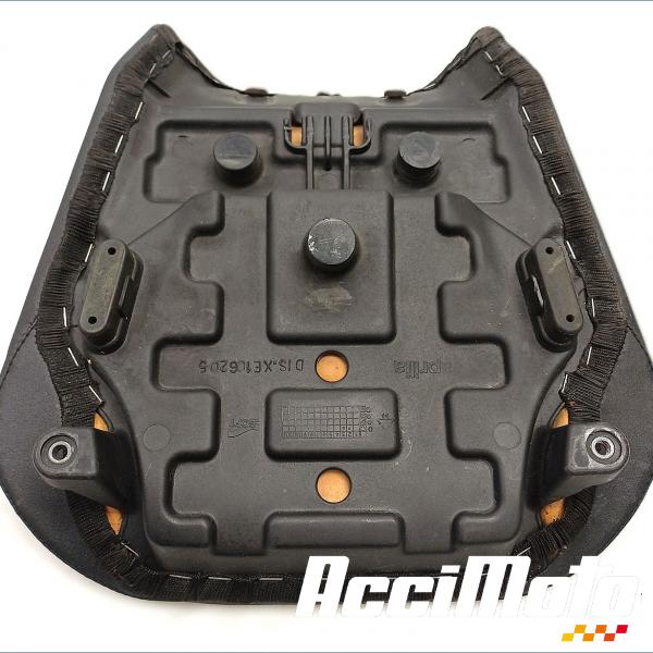 Pièce Moto Selle pilote APRILIA RSV 1000