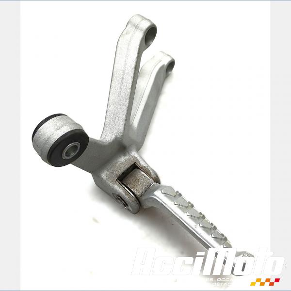 Pièce Moto Platine repose-pied arrière (droit) APRILIA RSV 1000