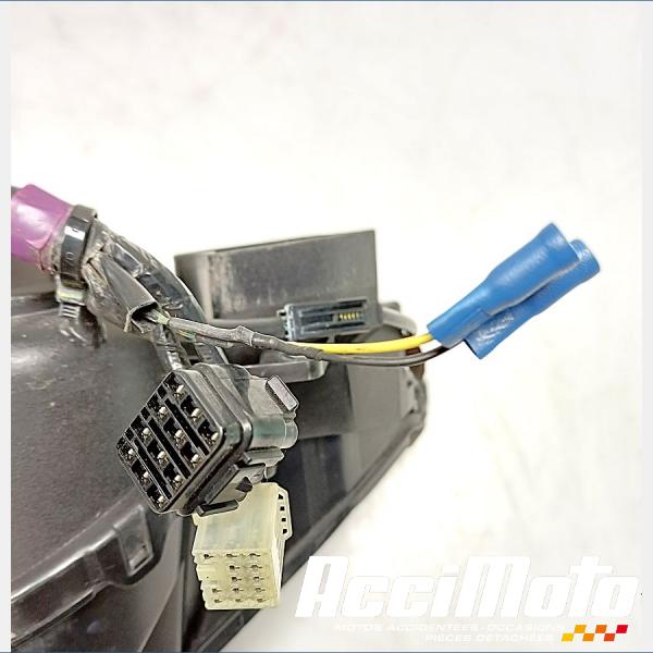 Part Motor bike Phare (optique avant) YAMAHA R1 YZF1000