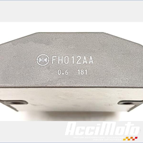 Pièce Moto Régulateur de tension  YAMAHA R1 YZF1000