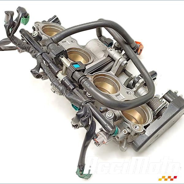 Pièce Moto Rampe d'injection (moteur) YAMAHA R1 YZF1000