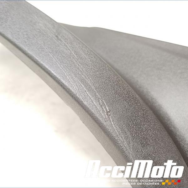 Pièce Moto Demi tête de fourche (droit) PIAGGIO MP3 300 HPE