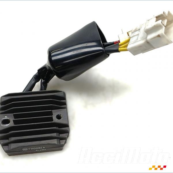 Pièce Moto Régulateur de tension  HONDA DEAUVILLE NT700V