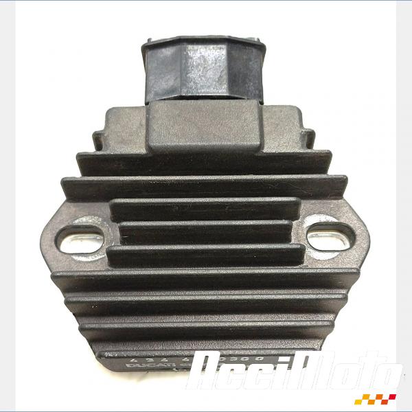 Pièce Moto Régulateur de tension  HONDA CBF500