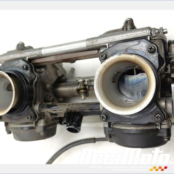 Pièce Moto Rampe de carburateurs HONDA CBF500
