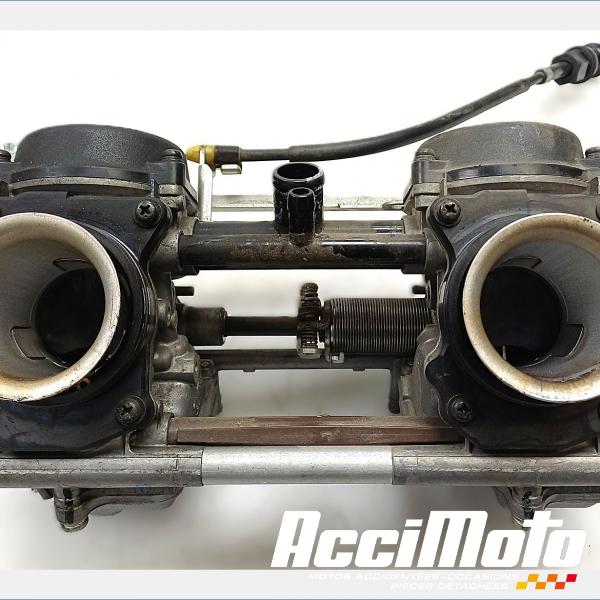 Pièce Moto Rampe de carburateurs HONDA CBF500