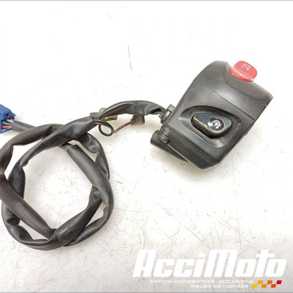 Pièce Moto Commodo (droit) YAMAHA FZ6 S FAZER