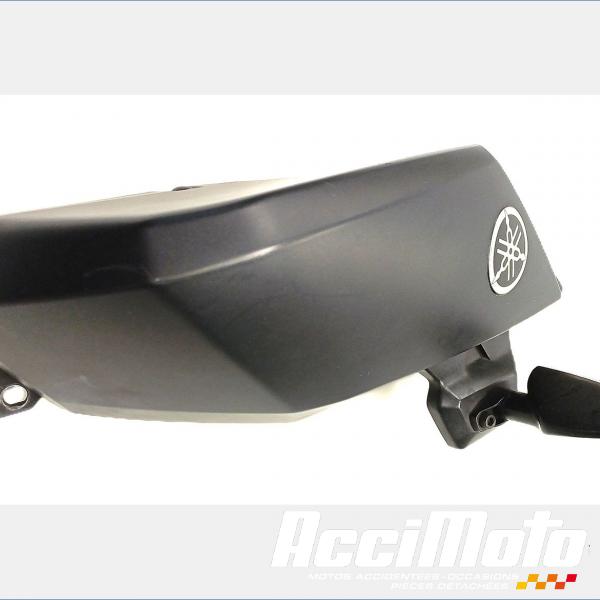 Pièce Moto écope de radiateur (droit) YAMAHA MT 125