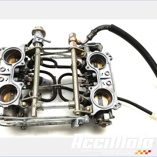 Part Motor bike Rampe d'injection (moteur) HONDA VFR800 VTEC