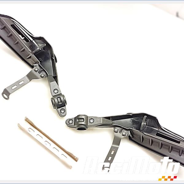 Pièce Moto Pare mains YAMAHA TRACER 700