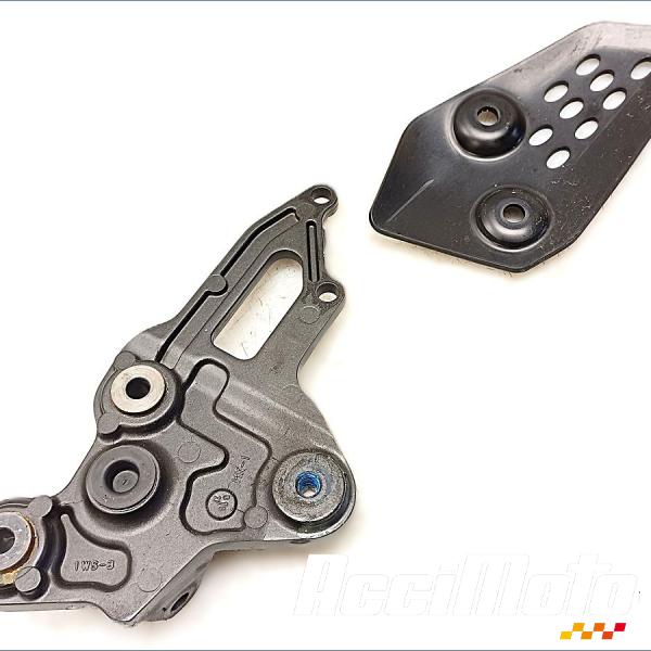 Pièce Moto Platine repose-pied avant (droit) YAMAHA TRACER 700