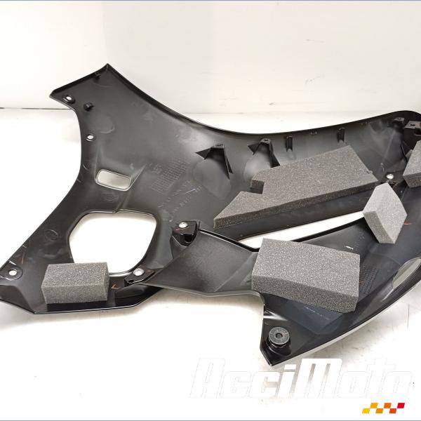 Pièce Moto Flanc de carénage avant (droit) YAMAHA R6 YZF600