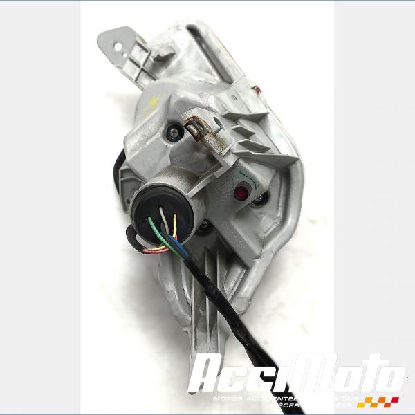 Pièce Moto FEU ARG YAMAHA TRICITY 300 