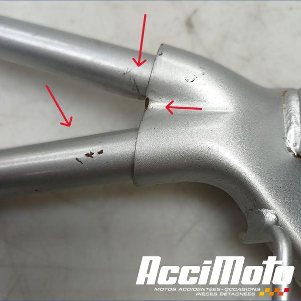 Pièce Moto Platine repose-pied arrière (droit) SUZUKI BANDIT GSF600N