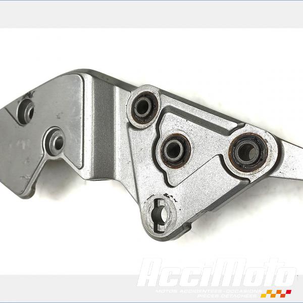 Pièce Moto Platine repose-pied avant (droit) SUZUKI BANDIT GSF600N