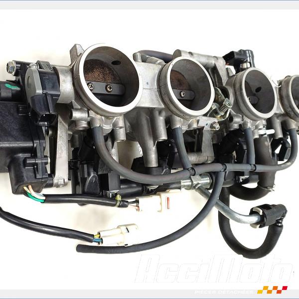 Pièce Moto Rampe d'injection (moteur) SUZUKI GSXR 1340 HAYABUSA