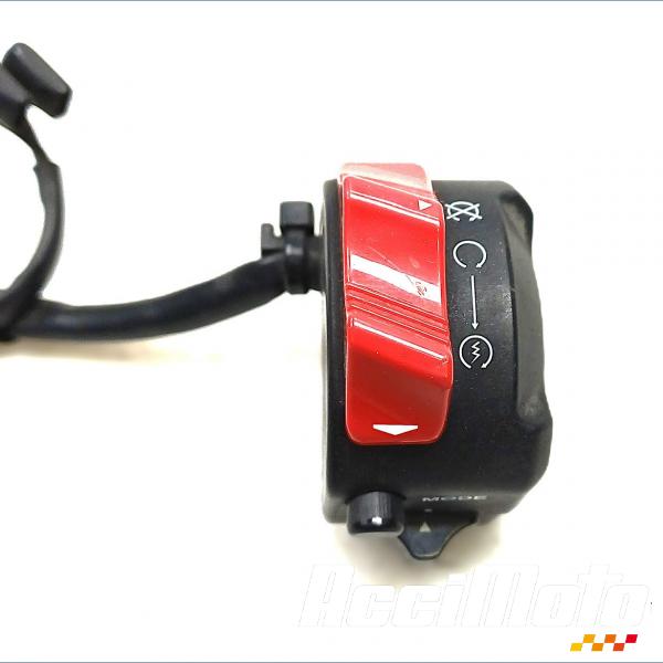 Pièce Moto Commodo (droit) YAMAHA MT-09