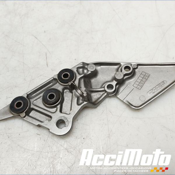 Part Motor bike Platine repose-pied avant (droit) SUZUKI BANDIT GSF600N