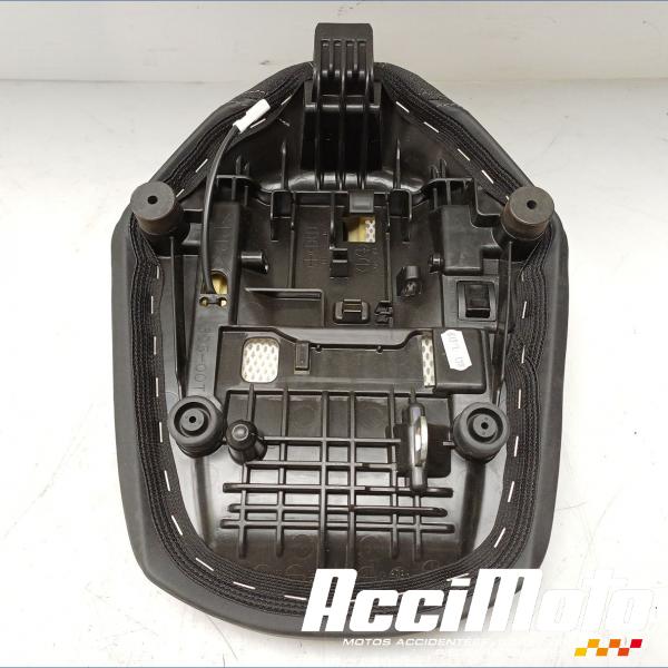 Pièce Moto SELLE AR PERSO YAMAHA NIKEN