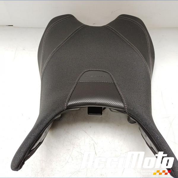 Pièce Moto SELLE AV PERSO YAMAHA NIKEN