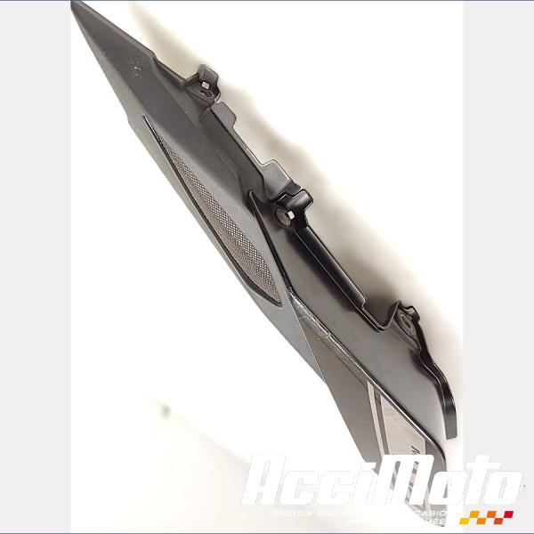 Pièce Moto Coque arrière (droite) YAMAHA MT-09