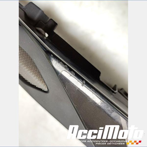 Pièce Moto Coque arrière (droite) YAMAHA MT-09