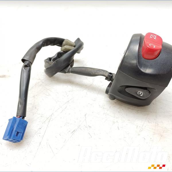 Pièce Moto Commodo (droit) YAMAHA FZ6 S FAZER