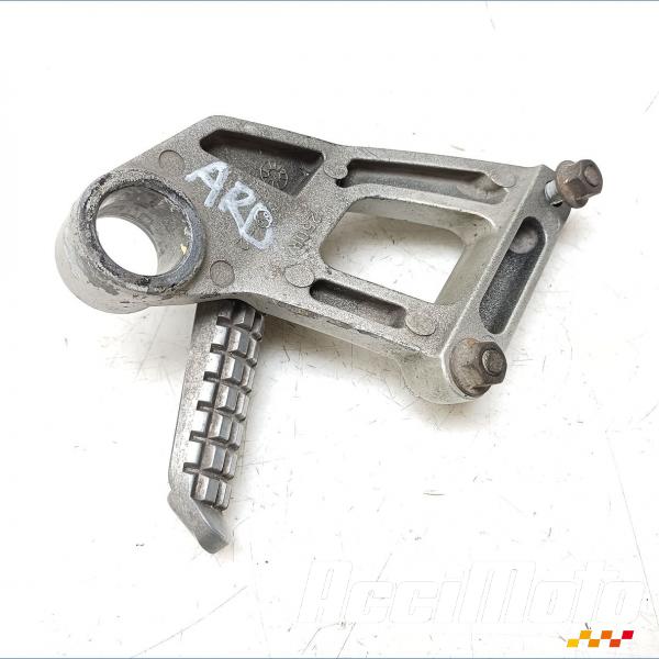 Pièce Moto Platine repose-pied arrière (droit) KAWASAKI ZZR 600
