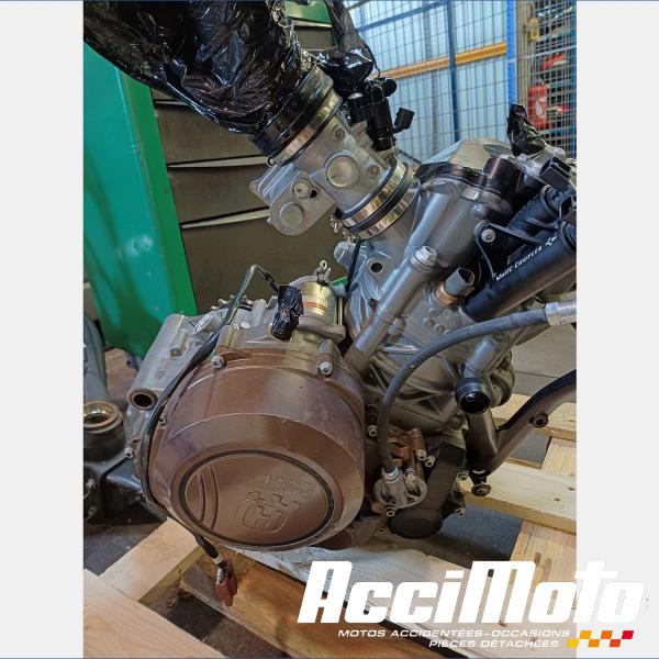 Pièce Moto Moteur HUSQVARNA SM 701 SUPERMOTO