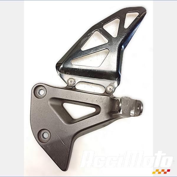 Pièce Moto Platine repose-pied avant (gauche) SUZUKI GSXR 1000