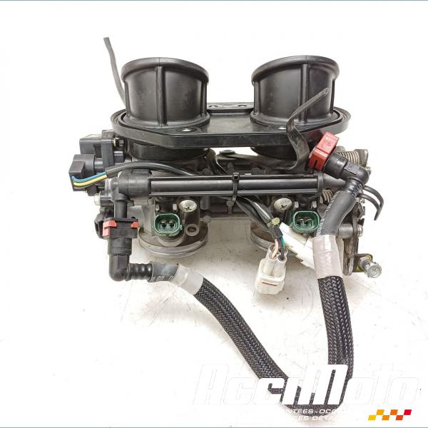 Pièce Moto Rampe d'injection (moteur) KAWASAKI ER6 N