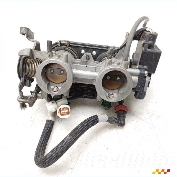 Pièce Moto Rampe d'injection (moteur) KAWASAKI ER6 N