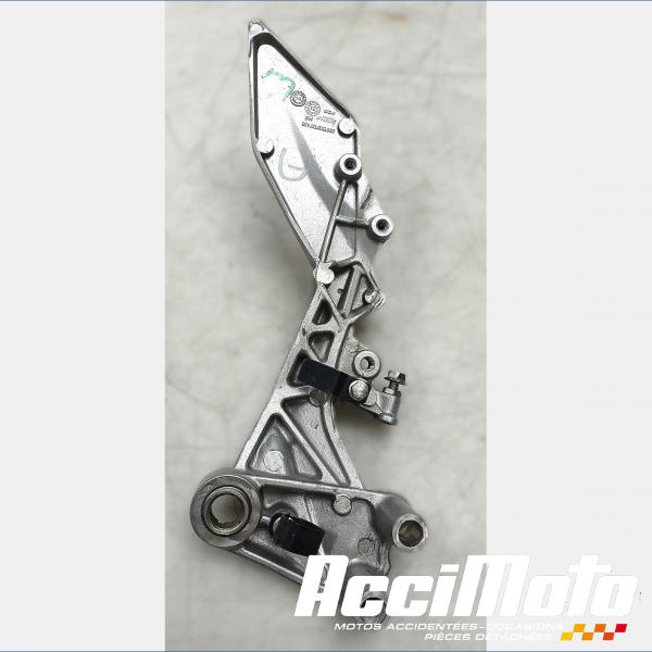 Pièce Moto Platine repose-pied avant (droit) KTM 390 DUKE