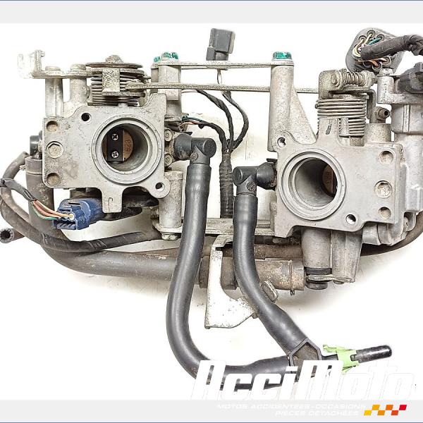 Pièce Moto Rampe d'injection (moteur) HONDA VARADERO XL125V