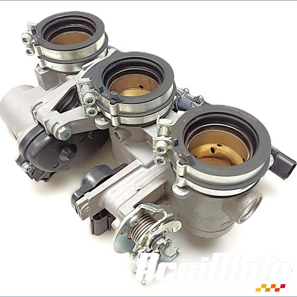 Pièce Moto Rampe d'injection (moteur) YAMAHA MT-09