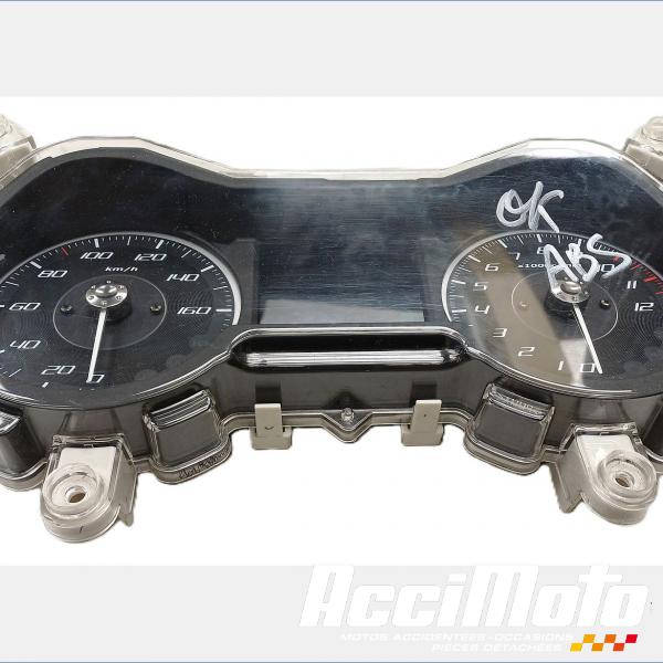 Pièce Moto Compteur (tableau de bord) YAMAHA XMAX YP125R