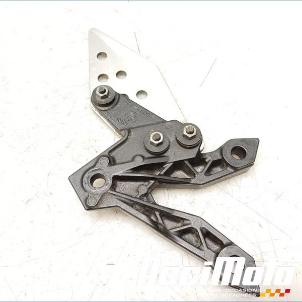 Pièce Moto Platine repose-pied avant (gauche) KAWASAKI Z 750