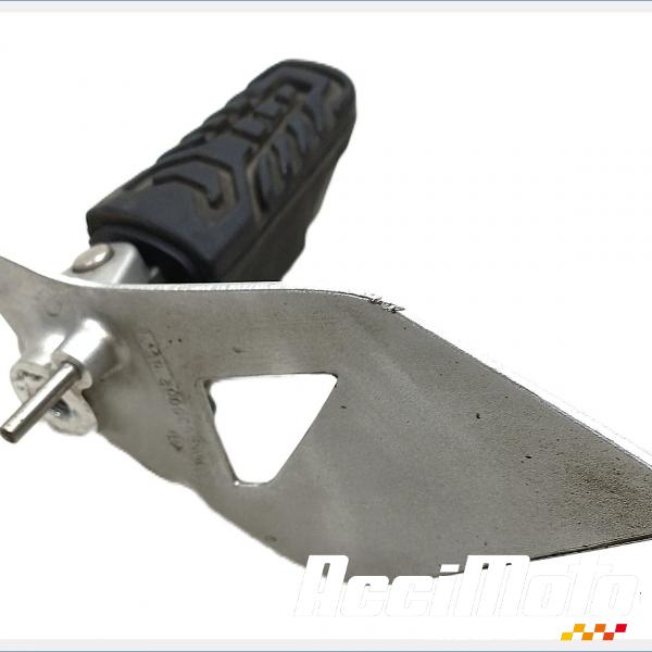 Pièce Moto Platine repose-pied avant (droit) BMW R1250 RT