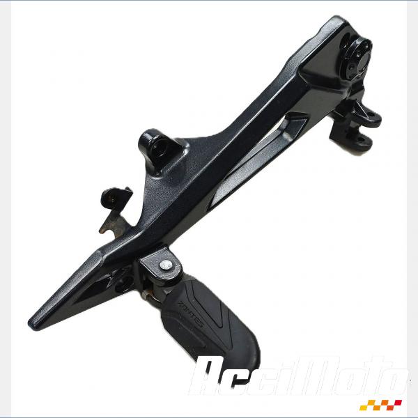Pièce Moto Platine repose-pied avant (droit) ZONTES SCRAMBLER 125