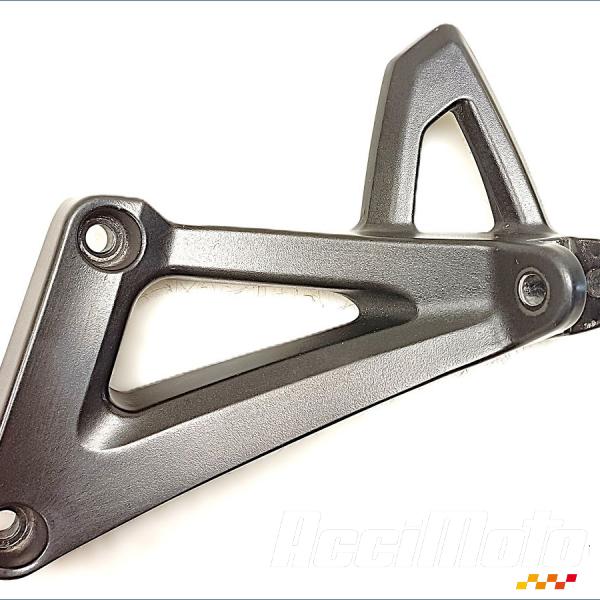 Pièce Moto Platine repose-pied arrière (gauche) SUZUKI BANDIT GSF650N